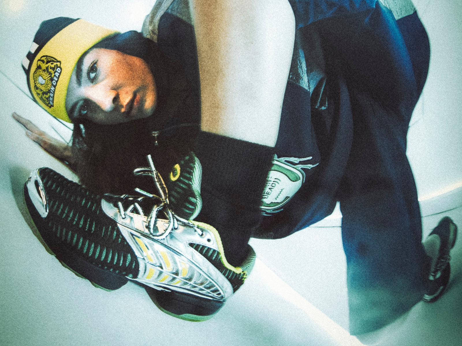 Del “digital underground” al street: Brain Dead reprograma a adidas Originals