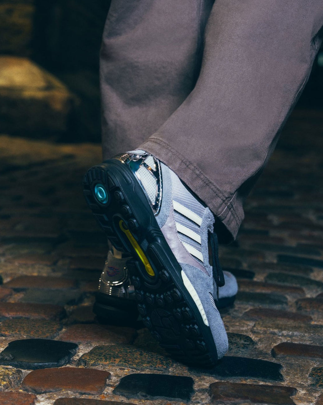 ADIDAS ZX 8000 CONSORTIUM MITA x OFFSPRING