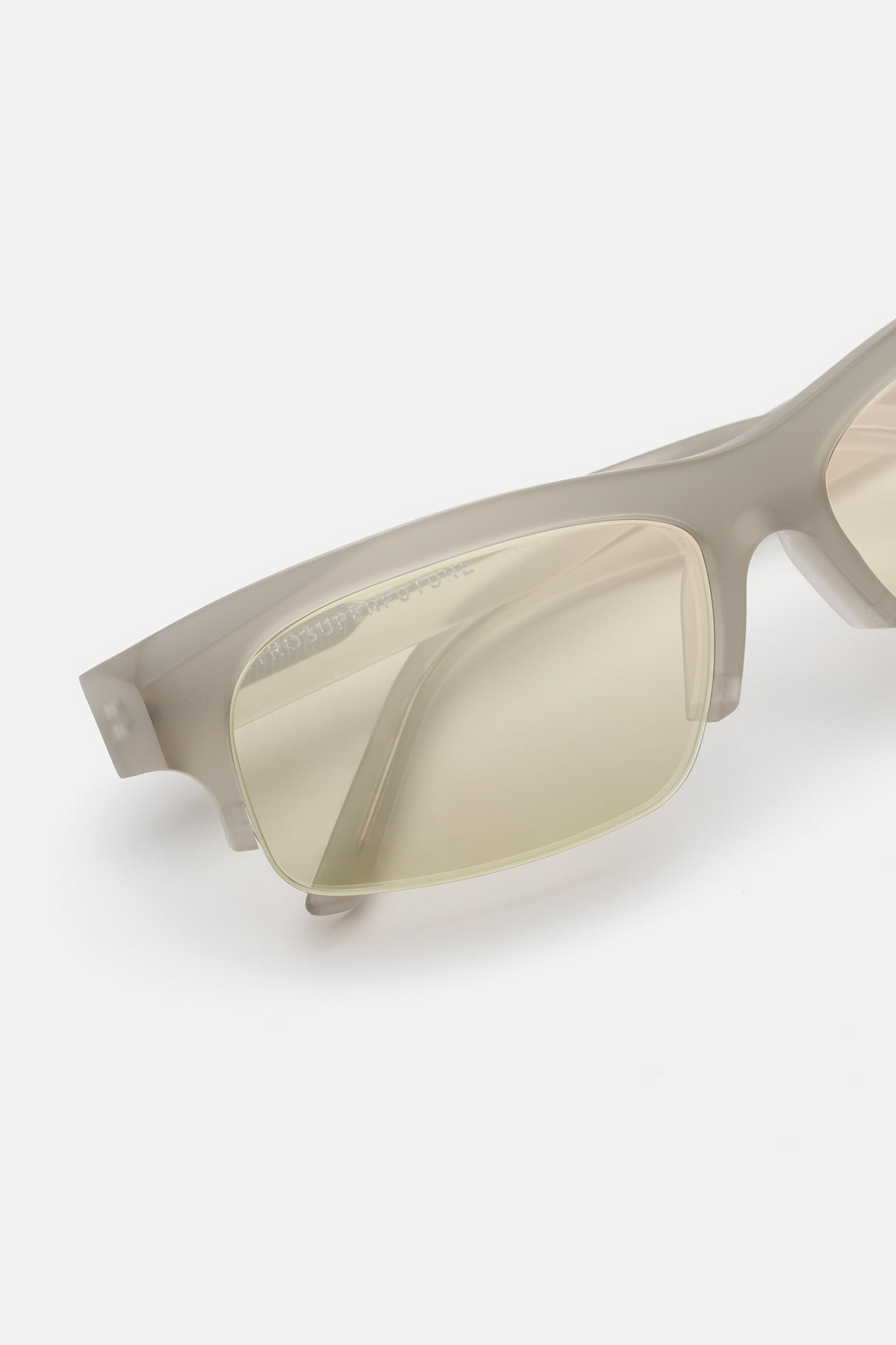 RETRO SUPER FUTURE SCATTO NEBBIA SUNGLASSES