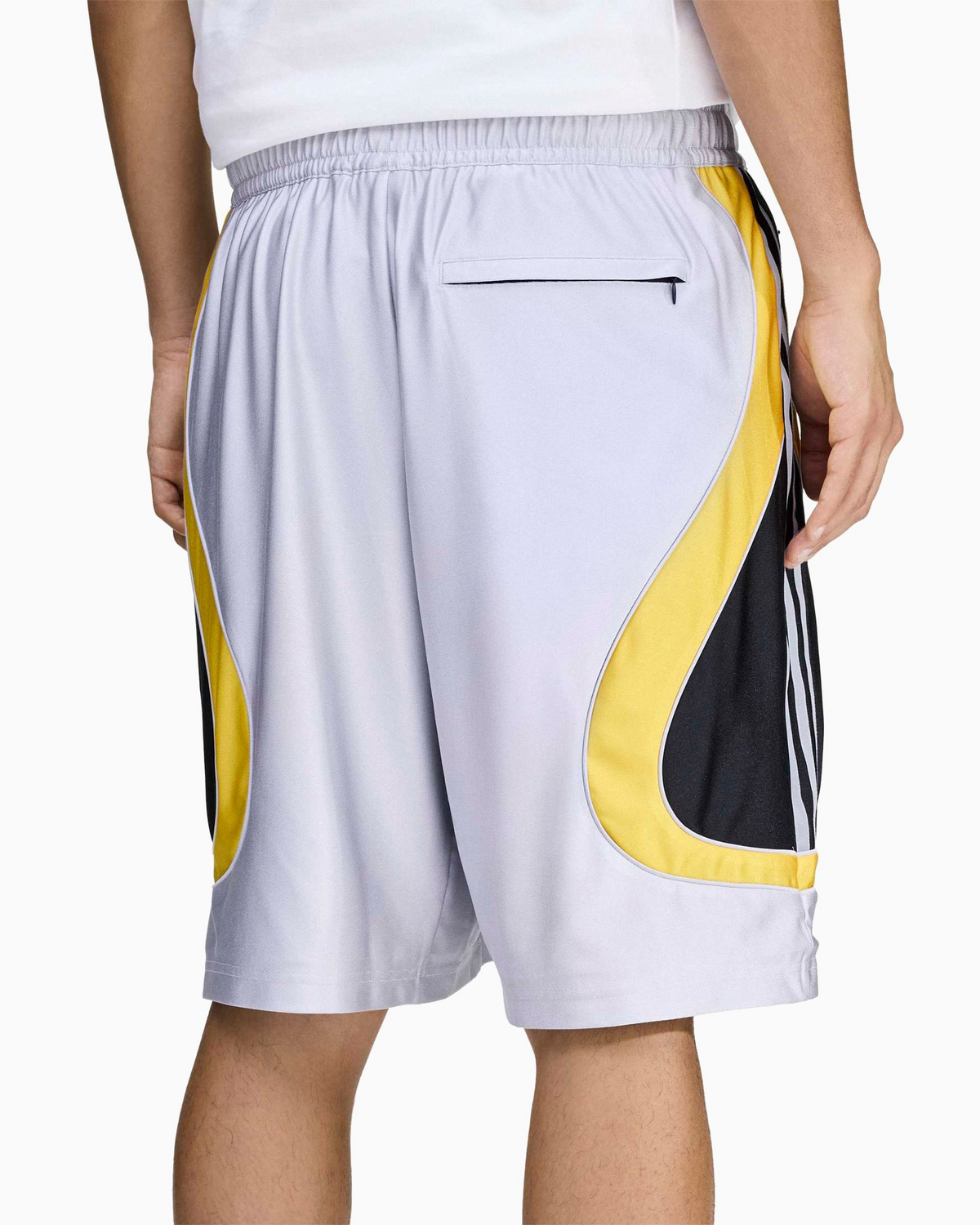 ADIDAS ORIGINALS x BRAIN DEAD SHORTS