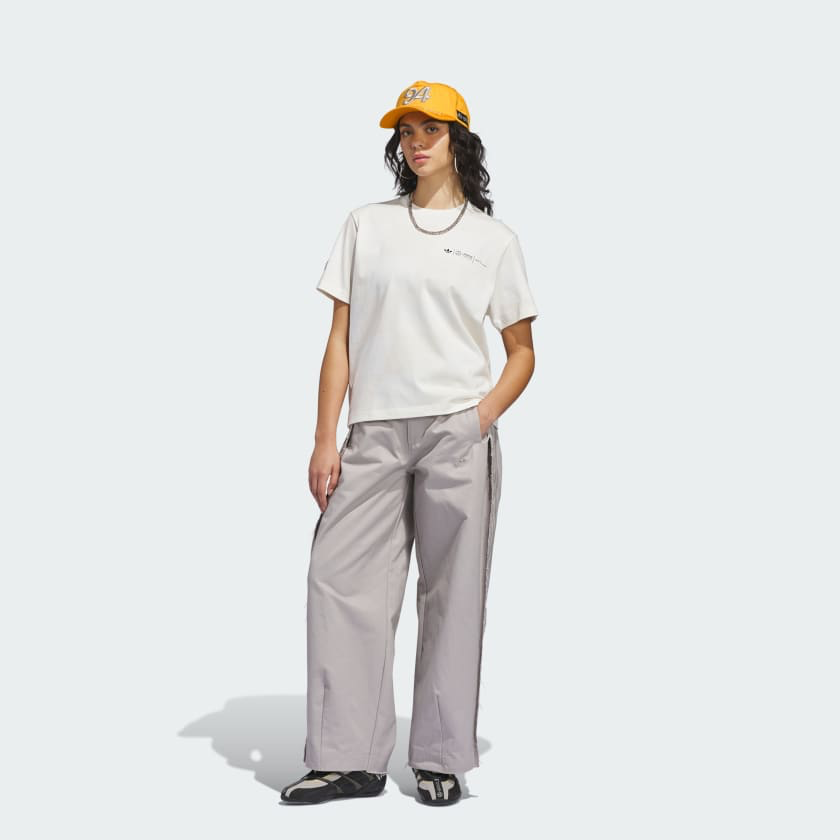 ADIDAS x BAD BUNNY x MERCEDES AMG PETRONAS F1 T-SHIRT