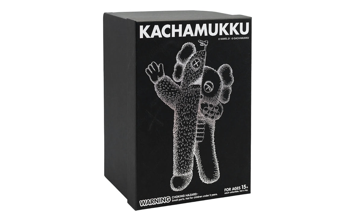 KAWS KACHUMUKKU Vinyl Figure BLACK