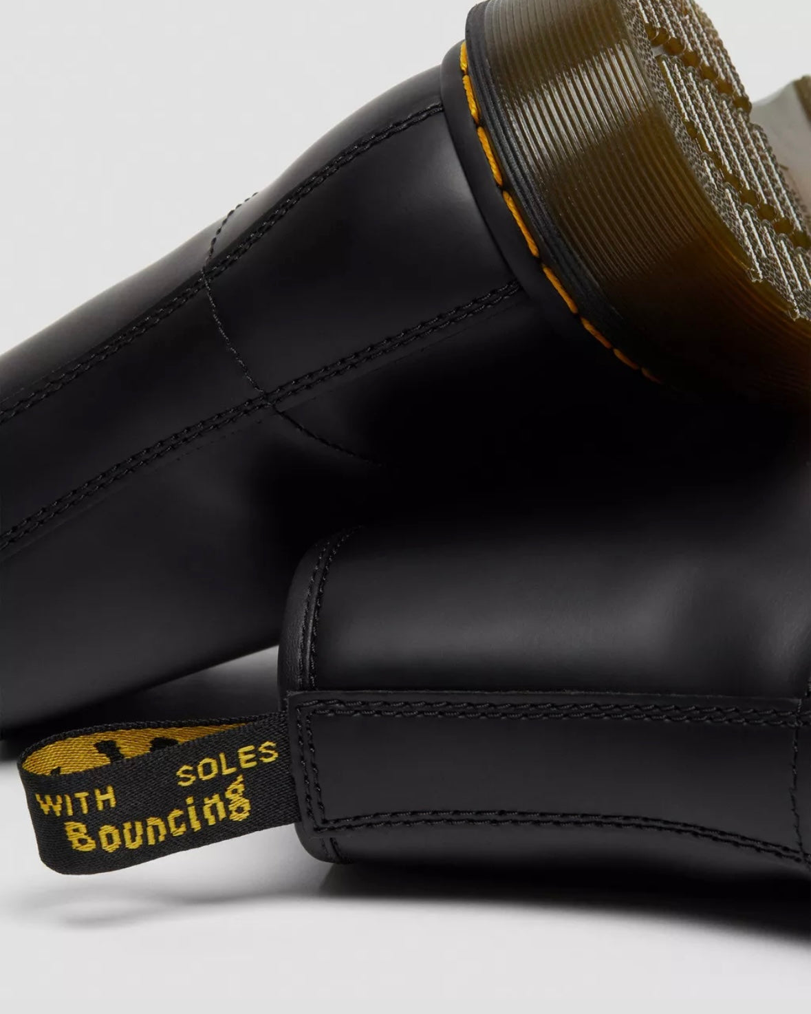 DR.MARTENS 1460 BLACK SMOOTH LEATHER LACE UP BOOTS