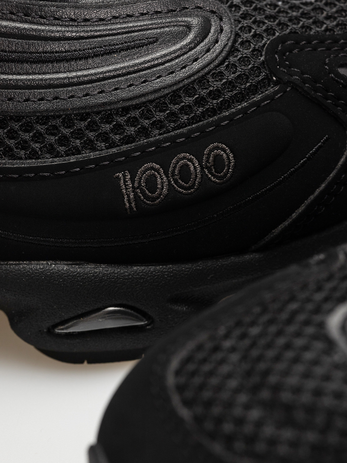 NEW BALANCE 1000 PRM BLACK