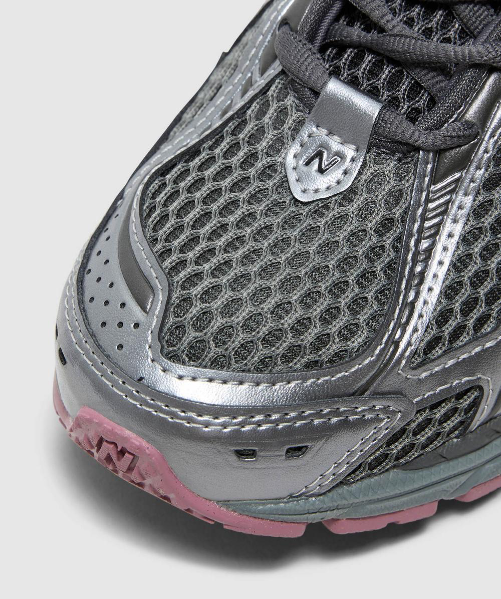 NEW BALANCE 1906R  BLACK METALLIC BURGUNDY