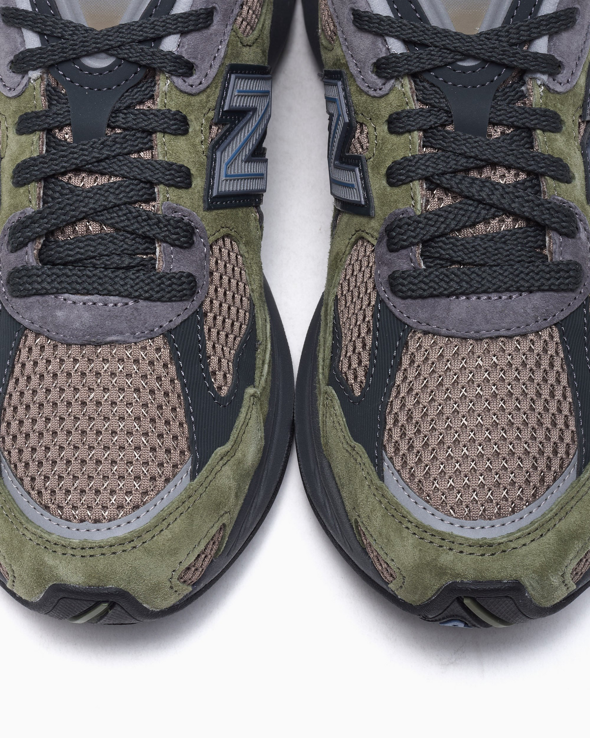 NEW BALANCE 2010 DARK OLIVINE
