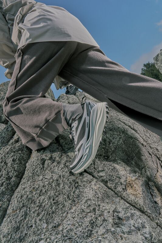 HOKA STINSON ONE7 STELLAR GREY