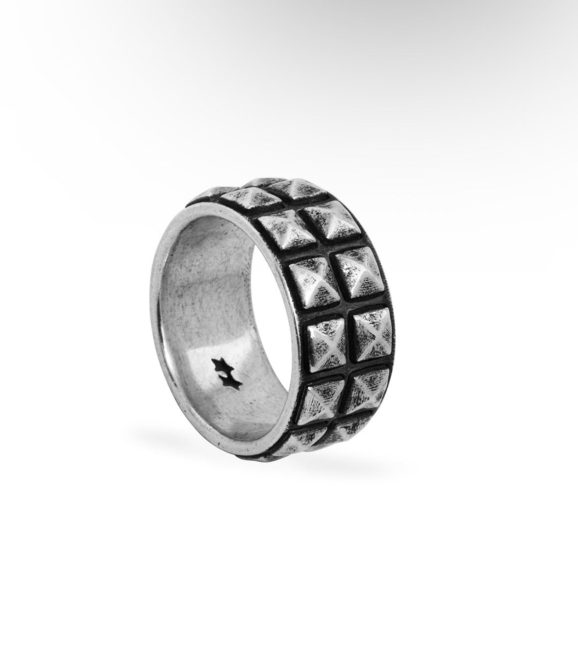 TWOJEYS DOUBLE STUDDED RING