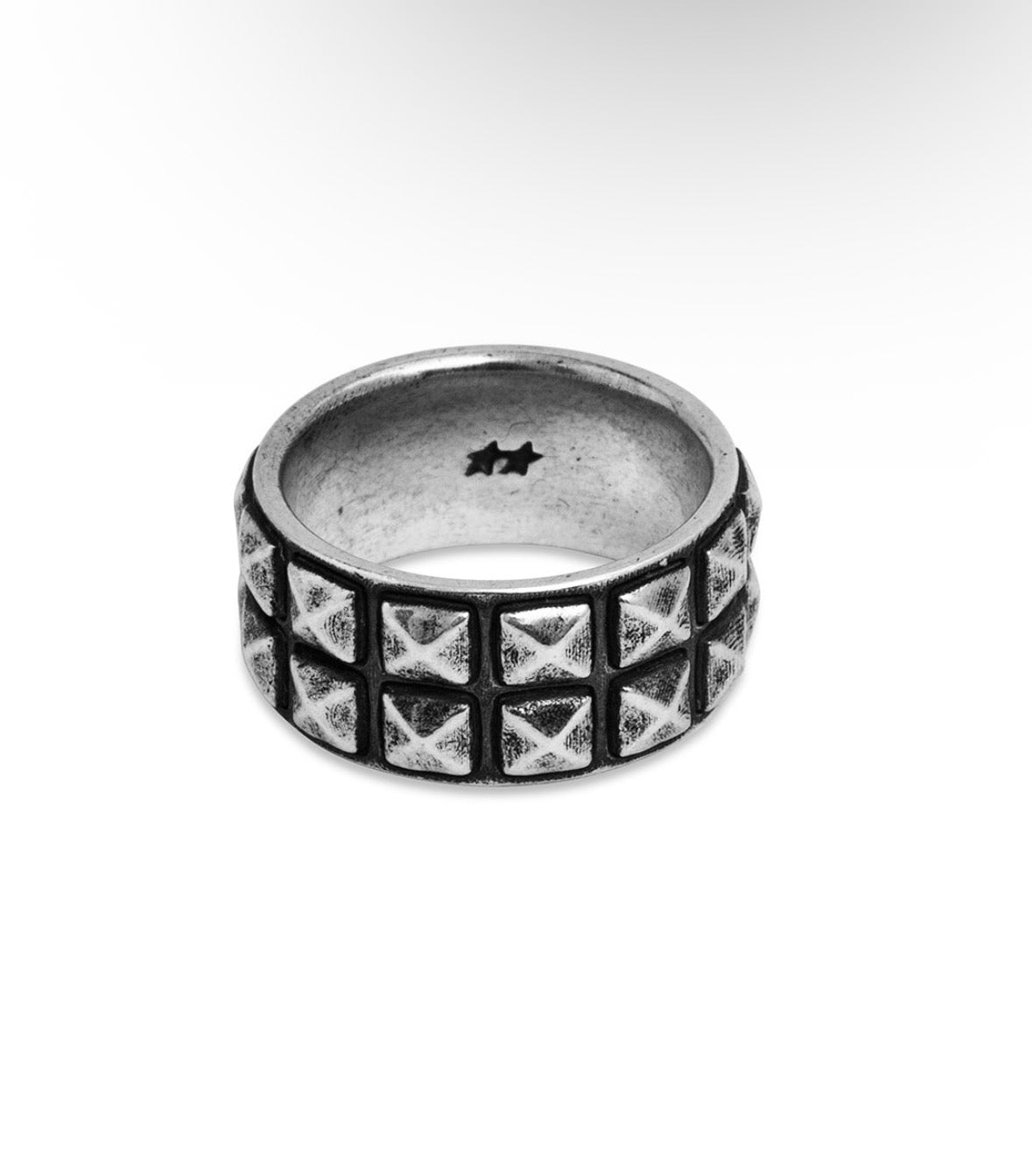TWOJEYS DOUBLE STUDDED RING