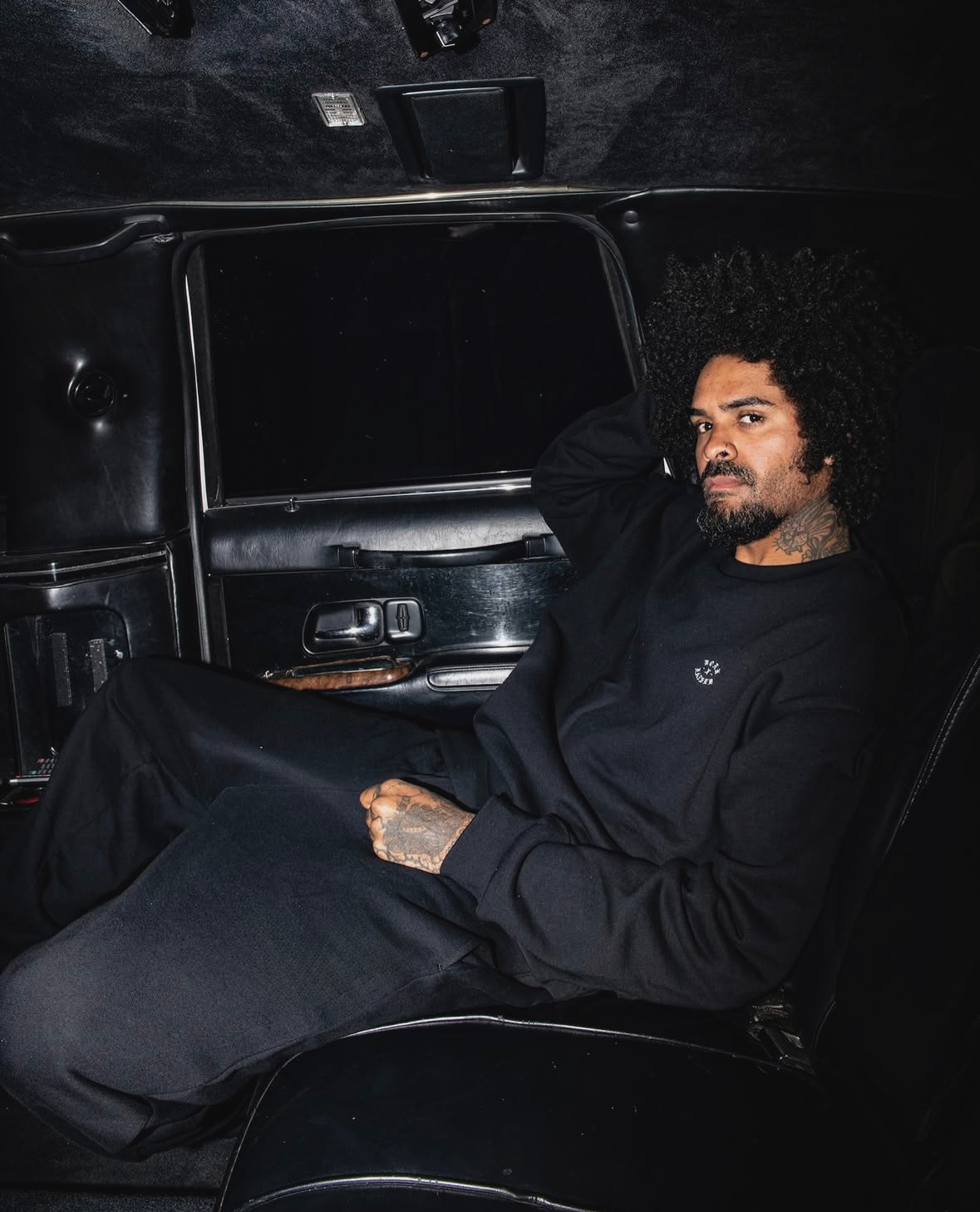 BORN x RAISED MICRO ROCKER CREWNECK BLACK