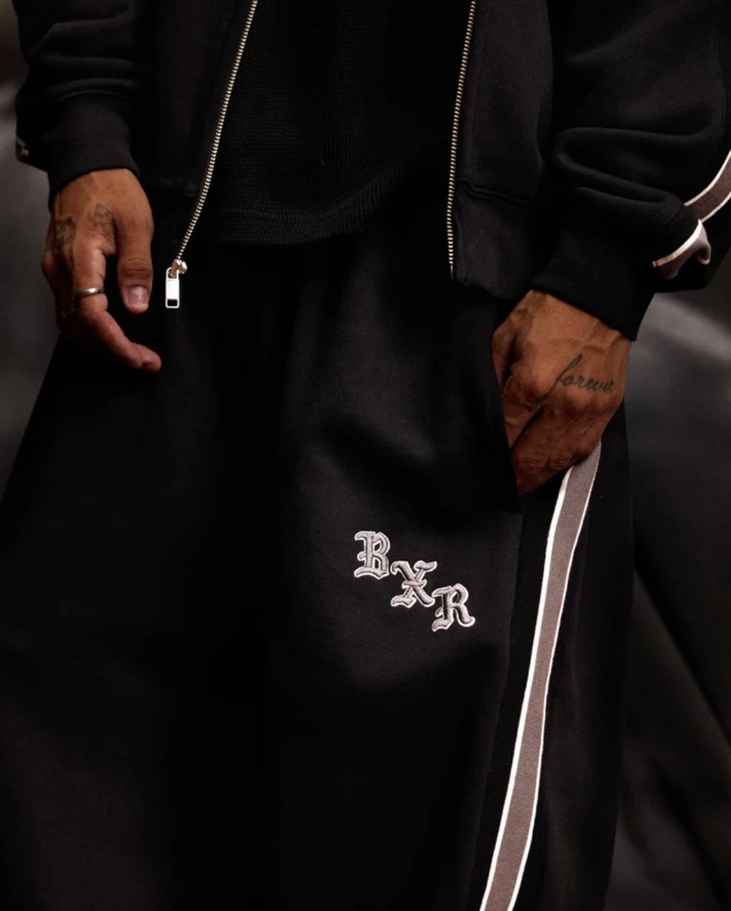 BORN x RAISED SPORT STRIPE SWEATS