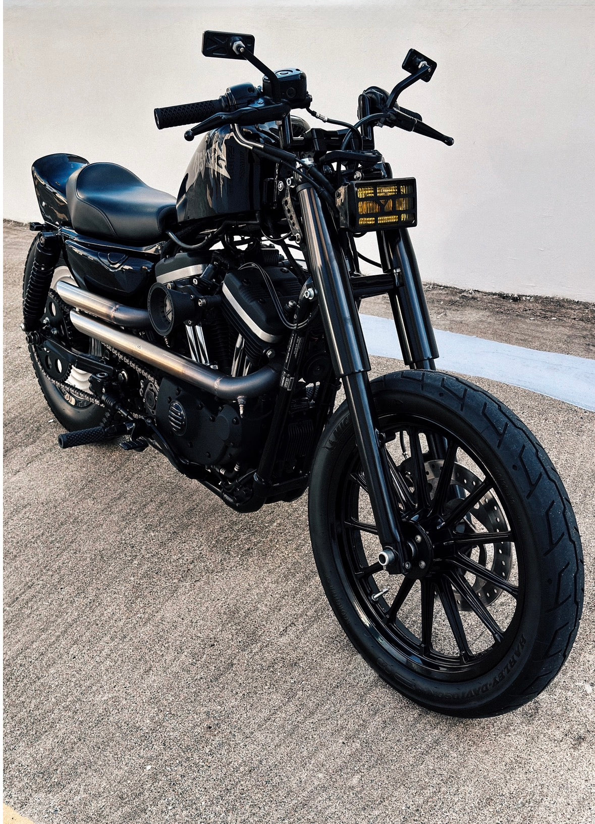 US PRJCT × DZ CYCLES — HARLEY-DAVIDSON SPORTSTER 883