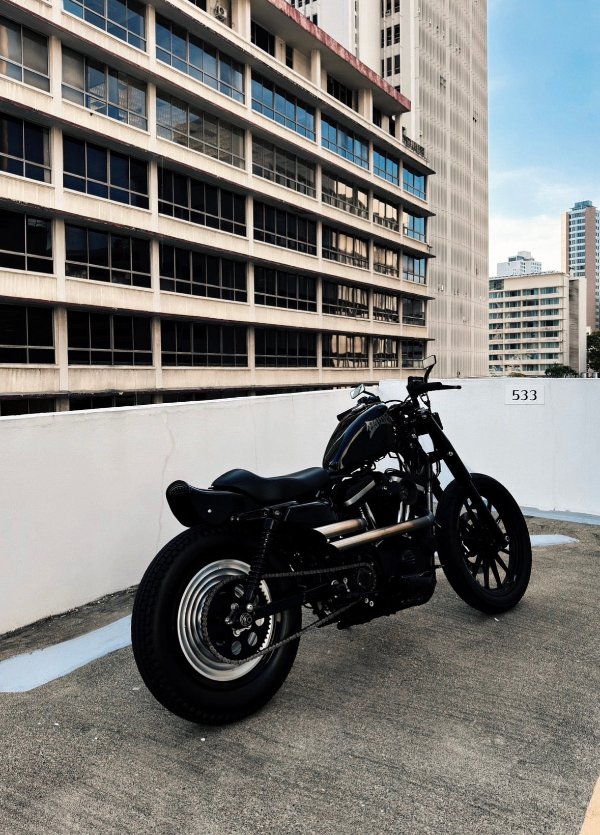 US PRJCT × DZ CYCLES — HARLEY-DAVIDSON SPORTSTER 883