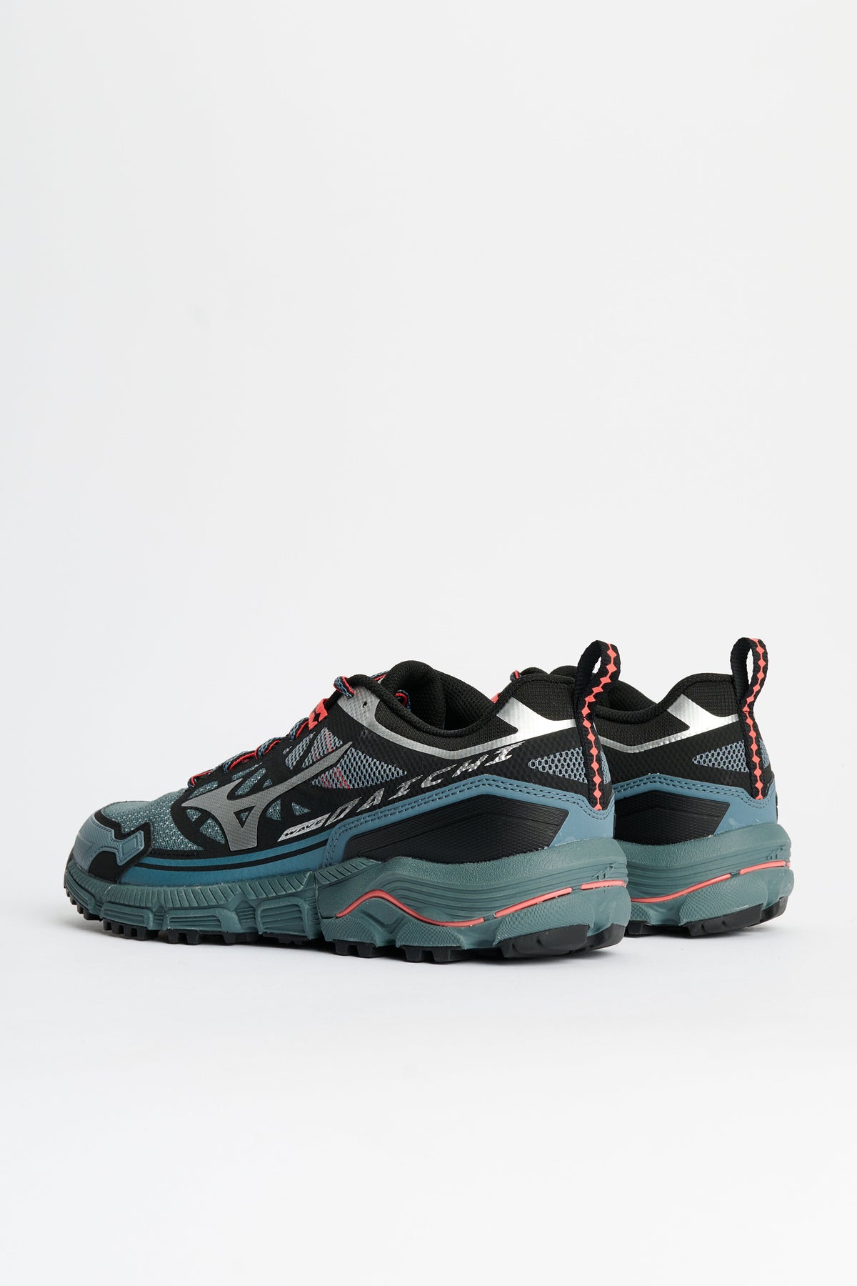 MIZUNO WAVE DAICHI LS STORMY WEATHER  SILVER