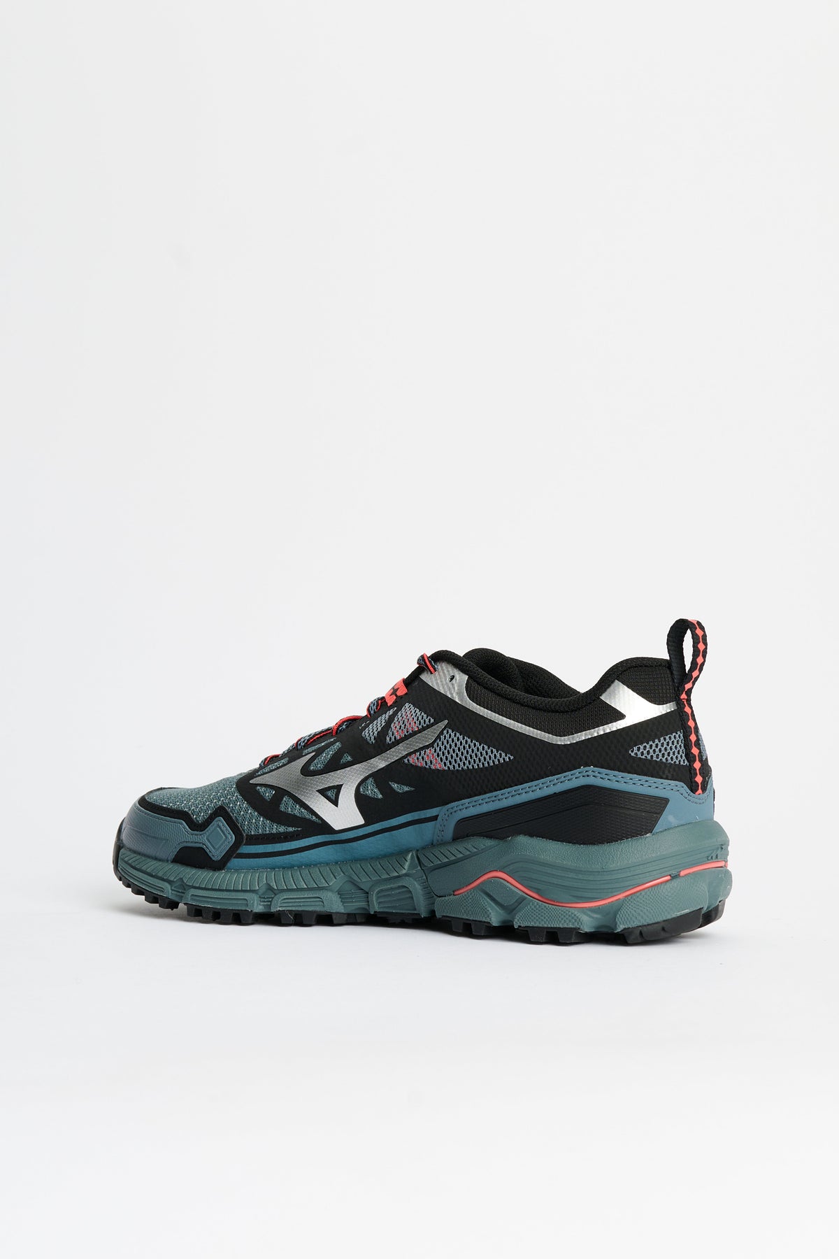 MIZUNO WAVE DAICHI LS STORMY WEATHER  SILVER