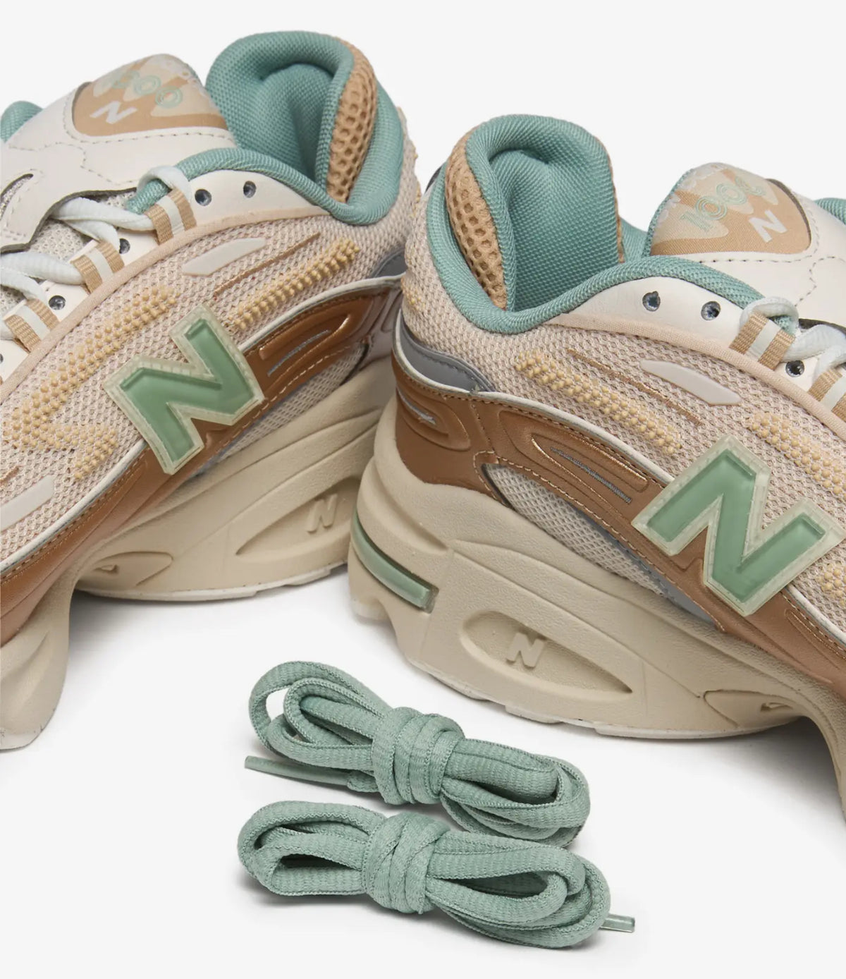 NEW BALANCE 1000 DESERT CLAY