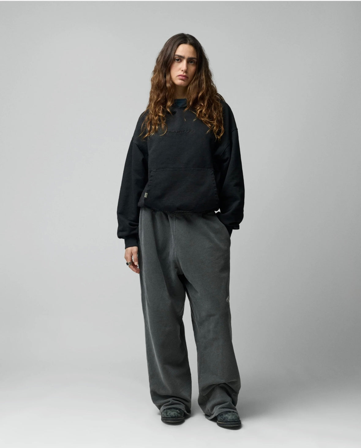 TWOJEYS STONE WASHED BLACK ICON HOODIE