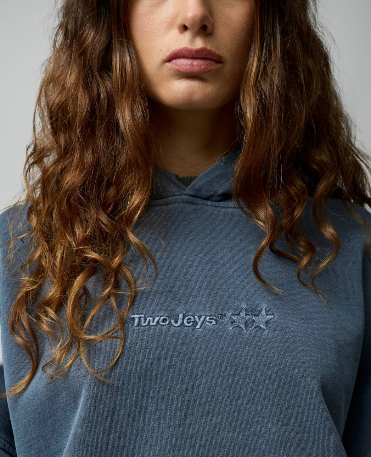 TWOJEYS PIGMENT DYED BLUE ICON HOODIE