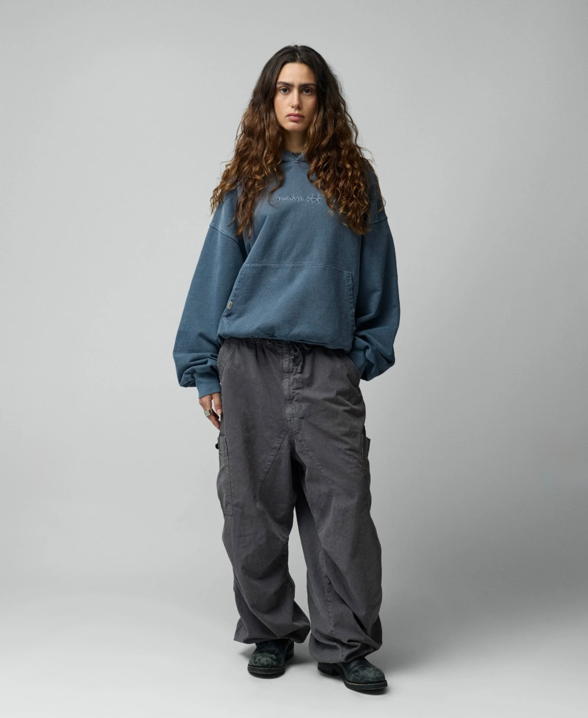 TWOJEYS PIGMENT DYED BLUE ICON HOODIE