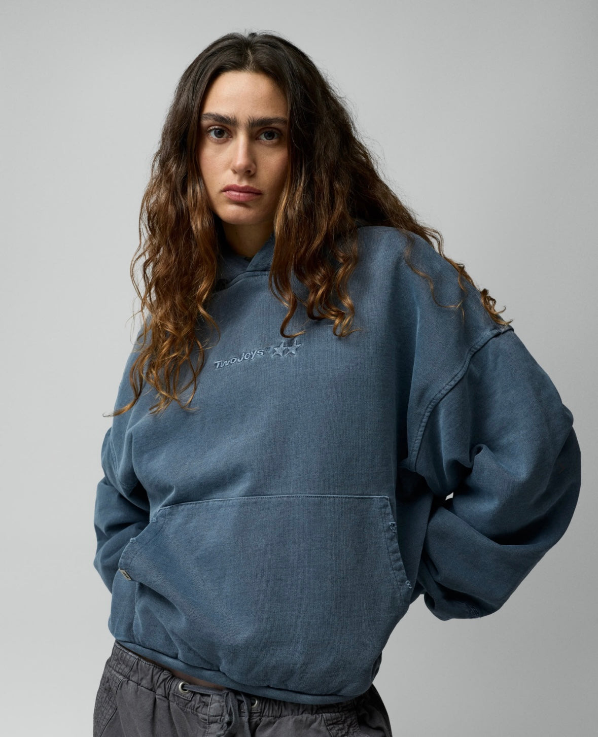 TWOJEYS PIGMENT DYED BLUE ICON HOODIE