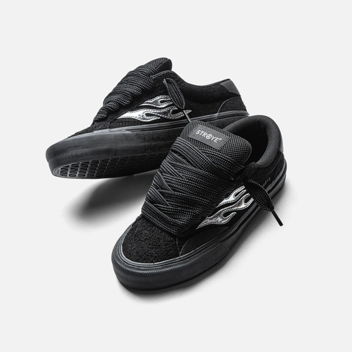 STRAYE LOGAN PUFF BLACK MIRROR