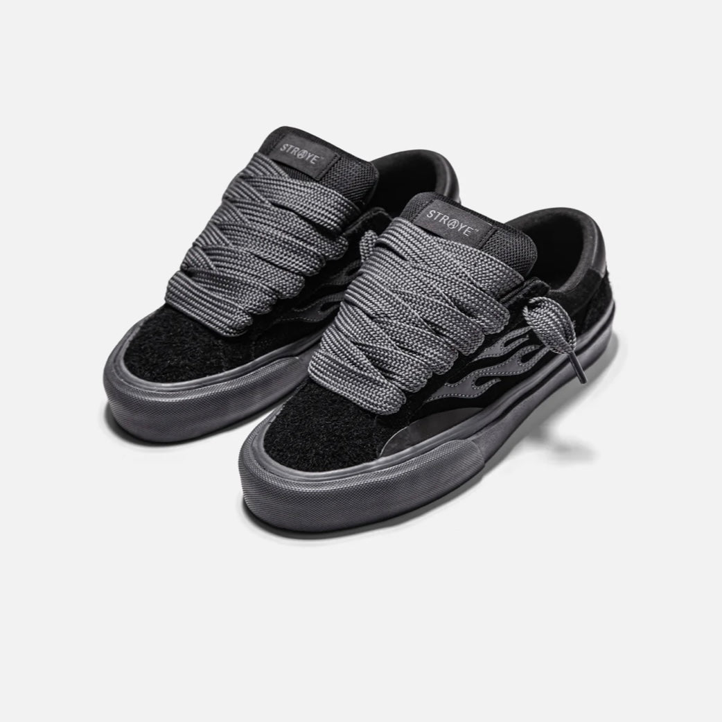 STRAYE LOGAN PUFF BLACKOUT