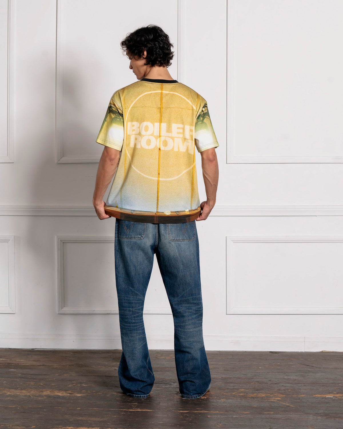 PLEASURES x BOILER ROOM VENUE SHIRT