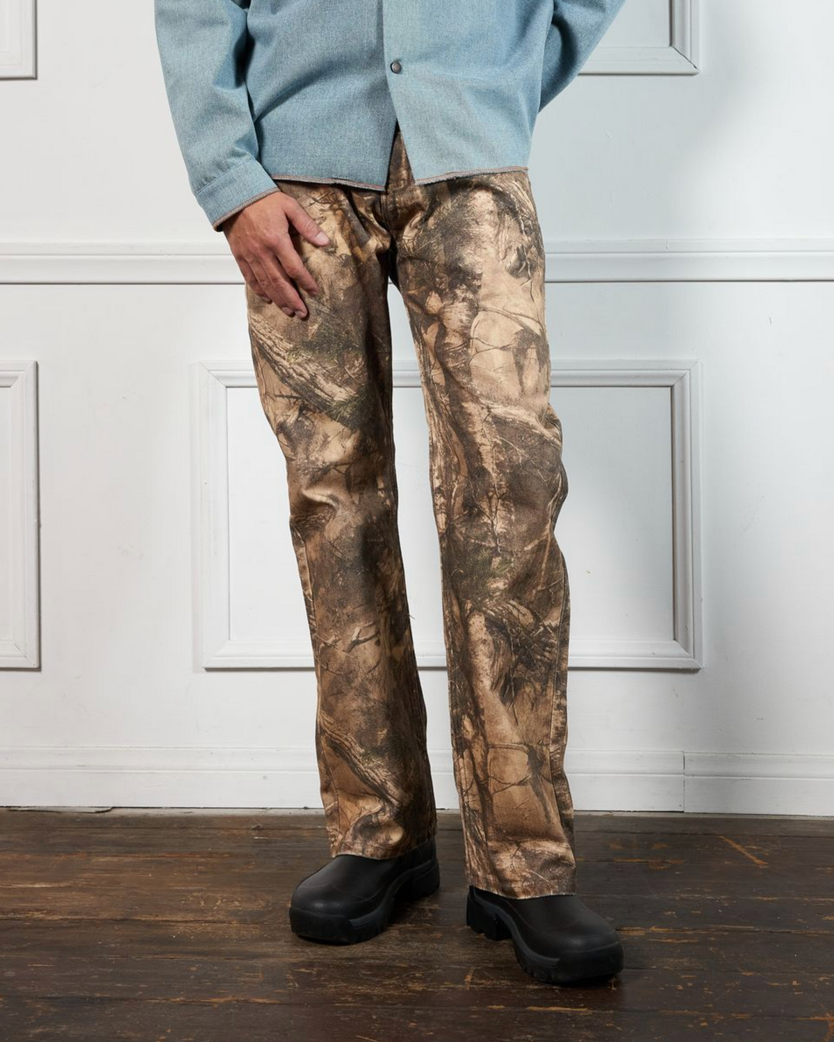 PLEASURES HENDRIX FLARE JEANS