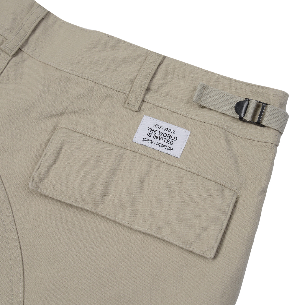 KOMPAKT RECORD BAR  CARGO SHORT PANTS